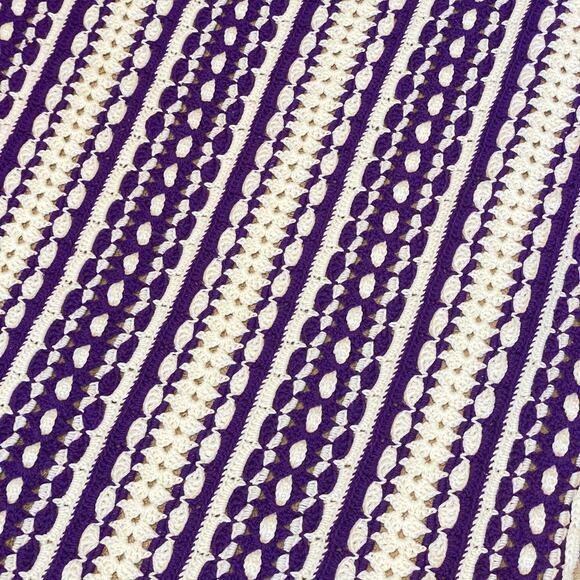 Vintage Crochet Afghan Blanket Striped Purple White - Picture 4 of 4